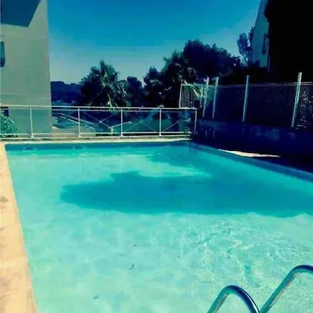 Apartment La Digue, 2 Chambres, Vue Et Piscine La Seyne-sur-Mer